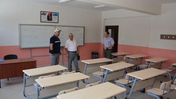İlçe Milli Eğitim Müdürümüz Mehmet Akif Ersoy Ortaokulunu ziyaret etti