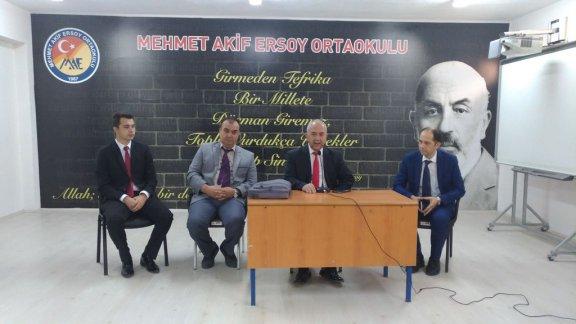İlçe Milli Eğitim Müdürümüz Mehmet Akif Ersoy Ortaokulu Veli Toplantısına Katıldı