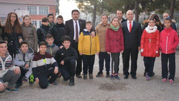 Altıeylül Belediye Başkanı Sayın Hasan AVCI Zağnospaşa Ortaokulunu Ziyaret Etti