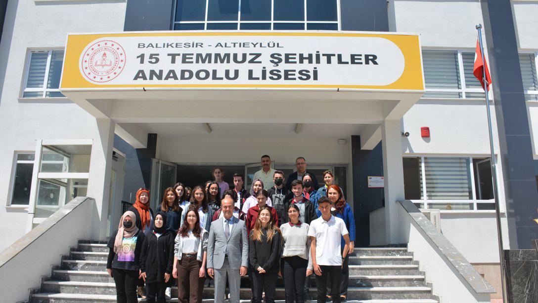 İlçe Milli Eğitim Müdürümüzün  15 Temmuz Şehitler Anadolu Lisesi Ziyareti