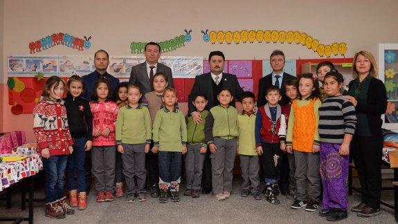 Altıeylül Belediye Başkanı Sayın Hasan Avcı Pamukçu İlk/Ortaokulunu ziyaret etti